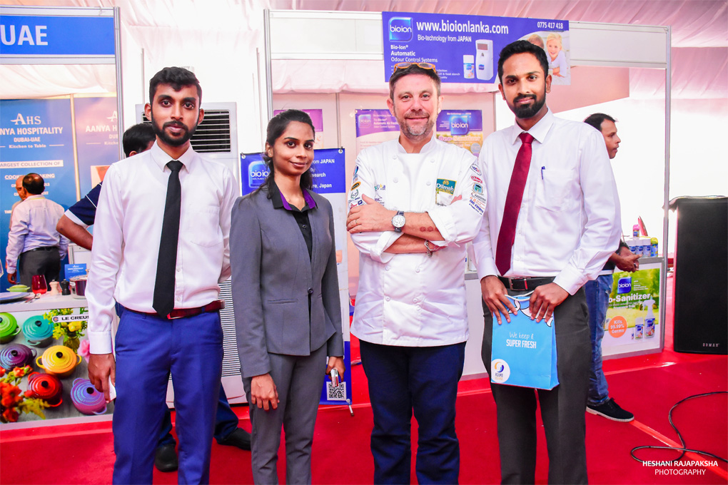 Sri-Lanka’s-Round-Island-team-(Fazly-farook,-Marina-Stephanie-and-Shabir-Ahamed)-alongside-Michelin-starred-Chef-Bruno-Menard-from-Singapore.