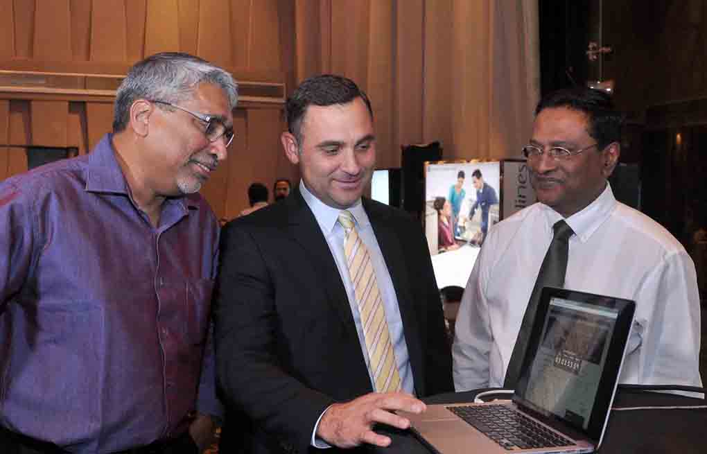 Visa Worldwide Development, Manager Sri Lanka & Maldives Anthony Watson(center) launching the “Partner Flies Free” campaign whilst SriLankan Airlines CEO Capt. Suren Ratwatte and SriLankan Airlines–Manager eBusiness Ajith Weerasekera looks on.