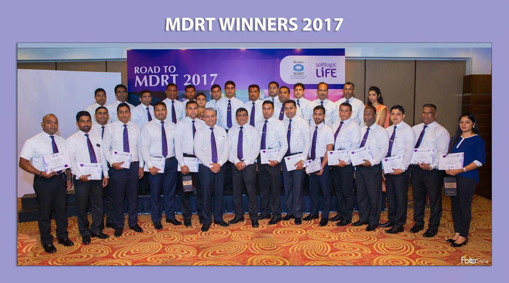 2017 MDRT Winners of Softlogic Life with Managing Director Iftikar Ahamed and Chief Operating Officer Chula Hettiarachchi