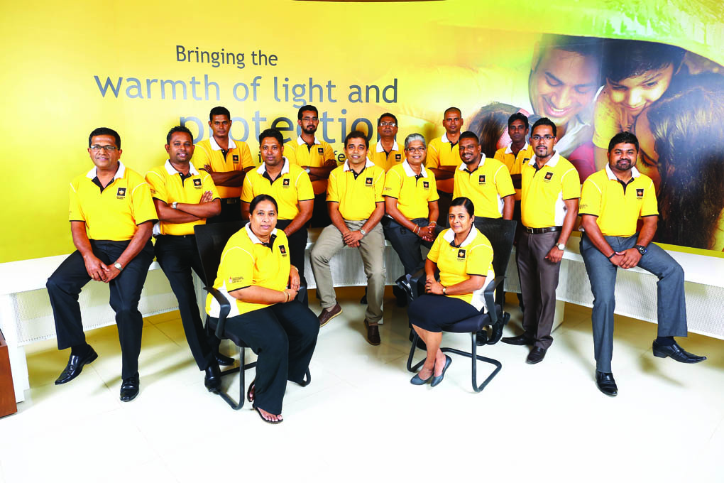 The Janashakthi Full Option team behind the revolutionary ‘High Speed Claim’ service product