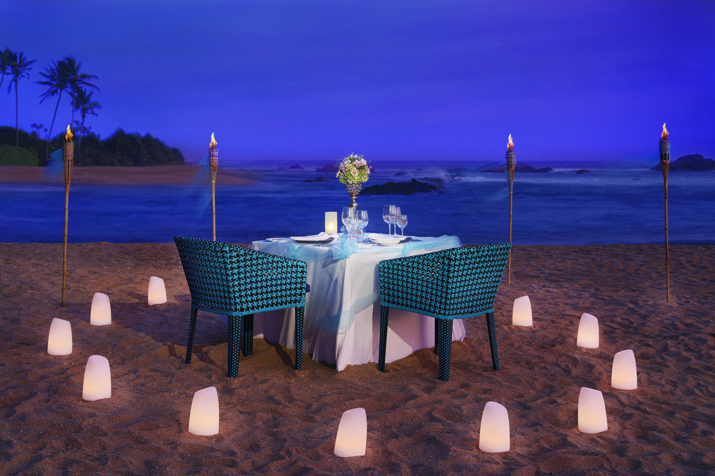 rsz_amari_galle_sri_lanka_beach_dining_1.jpg