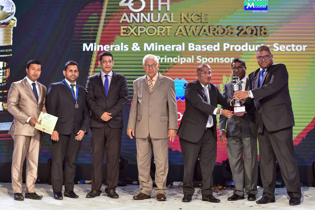 Royal Fernwood Porcelain NCE Export Awards 18 Royal Fernwood Porcelain NCE Export Awards 18