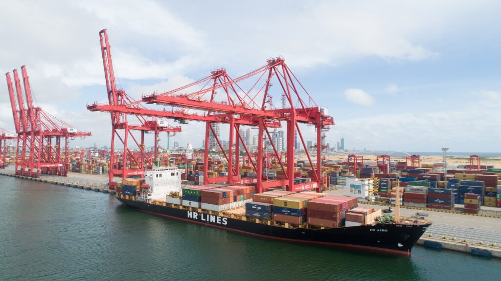 HR-Aarai-at-berth-at-the-Port-of-Colombo.jpg