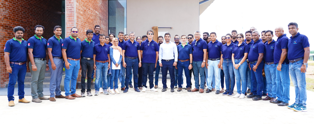 MP-Kanchana-Wijesekara-Minister-of-Power-and-Energy-of-Sri-Lanka-with-Windforce-Team-LBN-Fill.png
