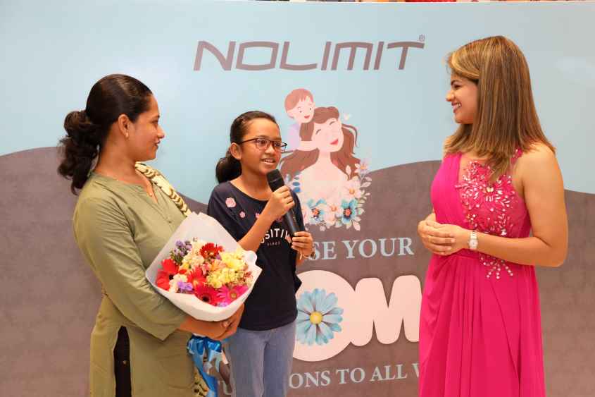 Winners-with-their-mothers-sharing-their-story-at-NOLIMIT-LBN.jpg