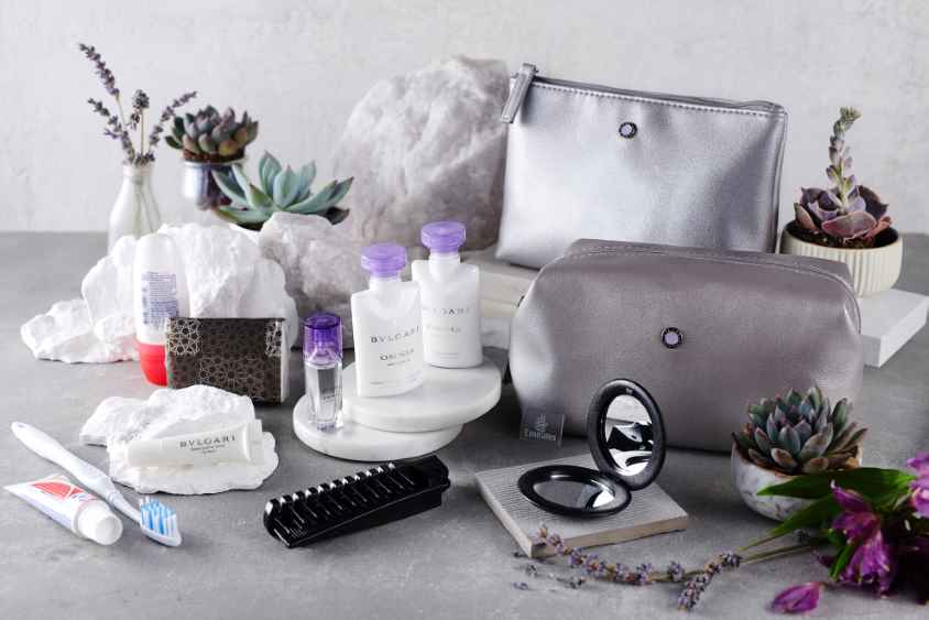 Emirates Business Class amenity kits 2023 - silver and lilac (LBN)