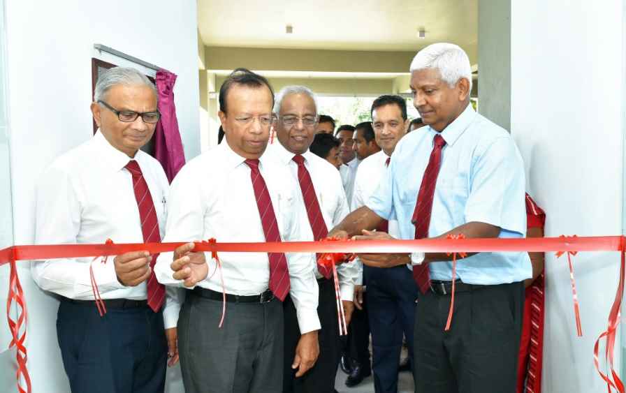 Ja-Ela Green branch opening1 (LBN) Ja-Ela Green branch opening1 (LBN)