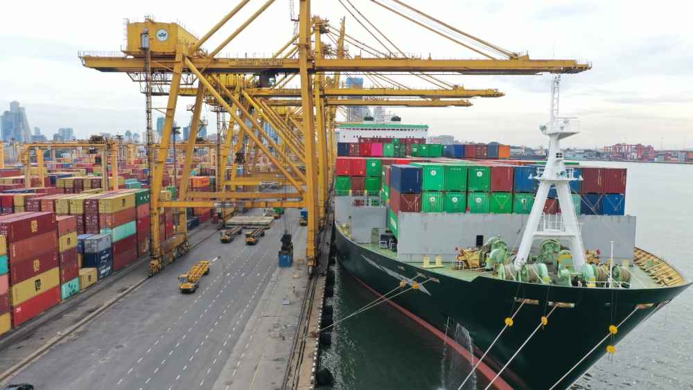 A-container-vessel-being-operated-at-the-Jaya-Container-Terminal-of-SLPA-LBN.jpeg