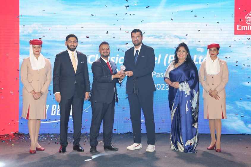 image 01-Pictured at left, Mr. Saif Yusoof - Managing Director of Classic Travel, receiving award at Emirates Awards Night. (LBN)