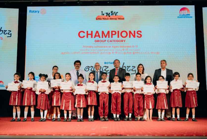 Picture 7 - Receiving Awards (LBN) Picture 7 - Receiving Awards (LBN)