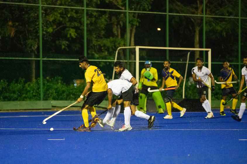 All eyes on Waseem The Pakistani star tries to carve a path through ONHC’s disciplined backline in a thrilling Andriesz Shield opener (1) (LBN) All eyes on Waseem The Pakistani star tries to carve a path through ONHC’s disciplined backline in a thrilling Andriesz Shield opener (1) (LBN)